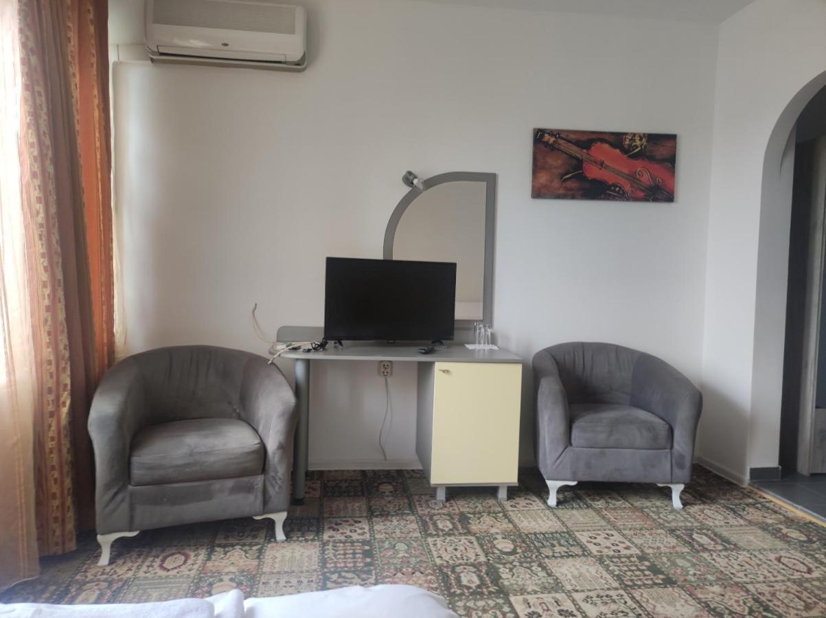 Кианти Hotel Kurdzhali Exterior photo
